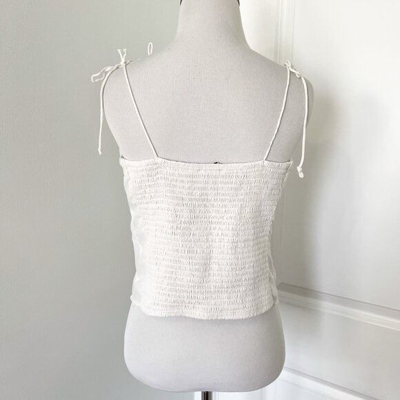 ✨Abercrombie & Fitch White Tie Strap V-Neck Sz Large Cami Top✨ - Picture 8 of 13